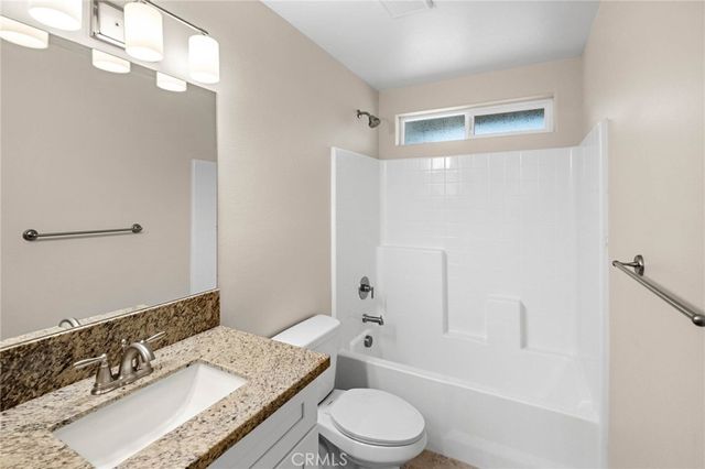 15056 Coalinga, Victorville, CA 92392