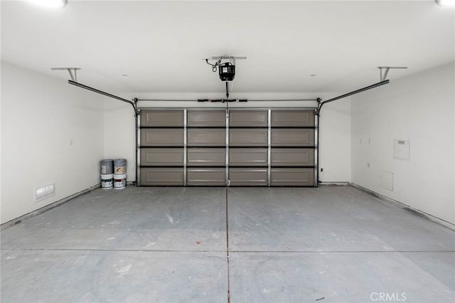 15056 Coalinga, Victorville, CA 92392