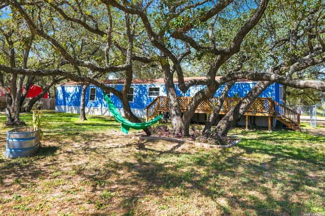 360 BRANDON WAY, Poteet, TX 78065