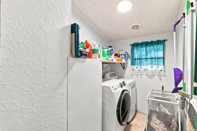 360 BRANDON WAY, Poteet, TX 78065