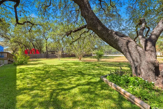360 BRANDON WAY, Poteet, TX 78065