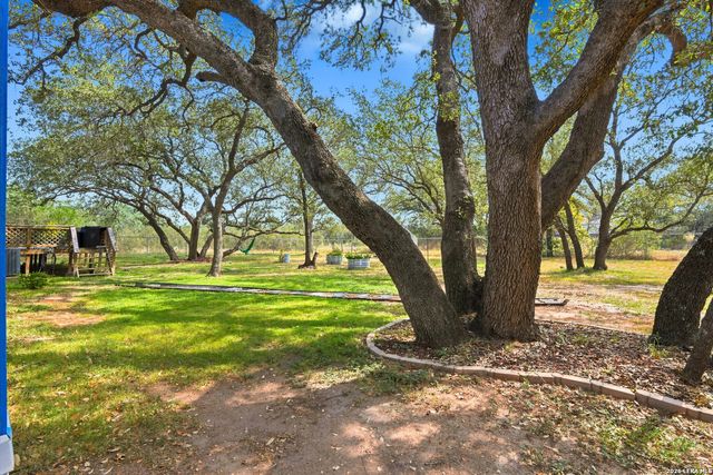 360 BRANDON WAY, Poteet, TX 78065