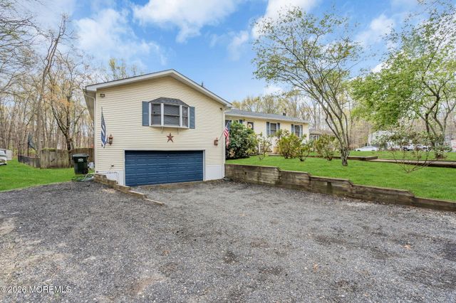 203 Freehold Road, Jackson, NJ 08527