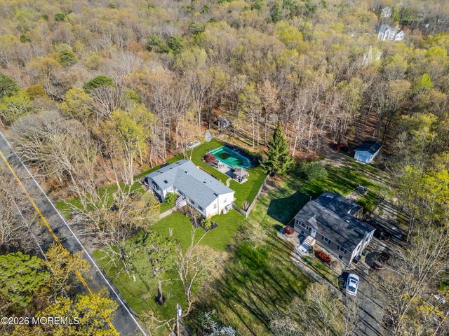 203 Freehold Road, Jackson, NJ 08527