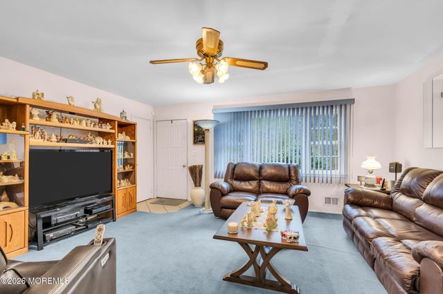 203 Freehold Road, Jackson, NJ 08527