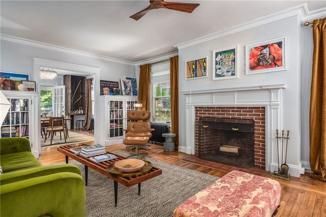 190 Lexington Avenue, Providence, RI 02907