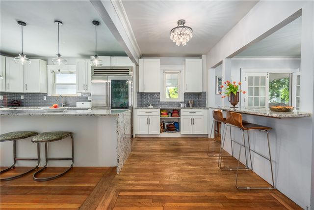 190 Lexington Avenue, Providence, RI 02907