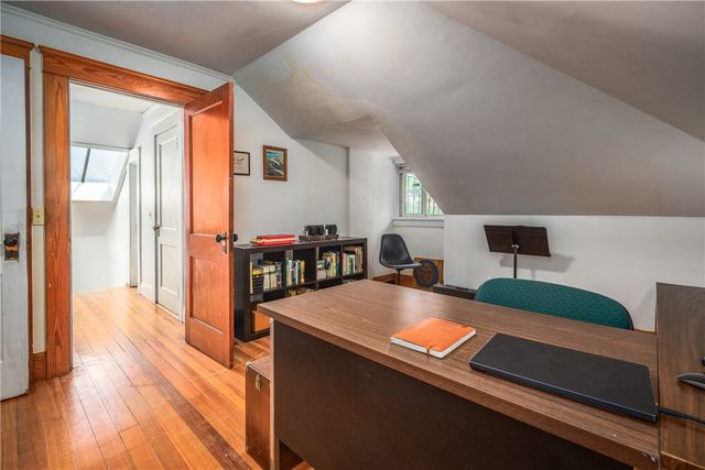 190 Lexington Avenue, Providence, RI 02907
