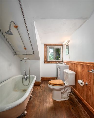 190 Lexington Avenue, Providence, RI 02907