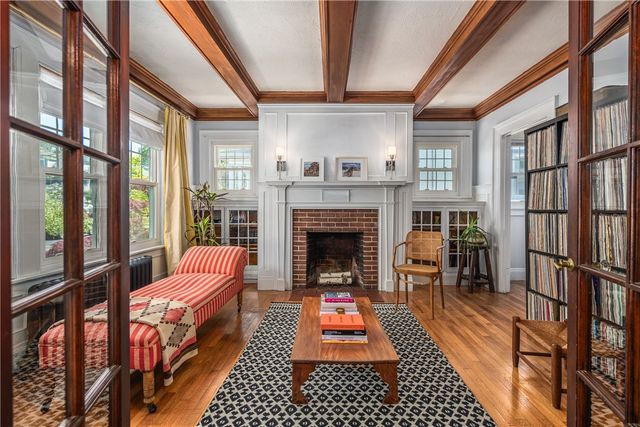 190 Lexington Avenue, Providence, RI 02907