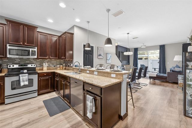 14236 OASIS COVE BLVD, Windermere, FL 34786