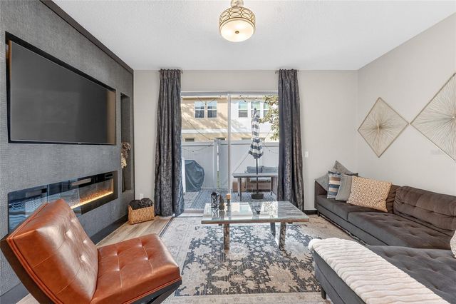 14236 OASIS COVE BLVD, Windermere, FL 34786