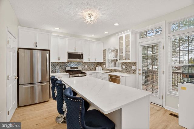 206 EISENHOWER CT, Odenton, MD 21113