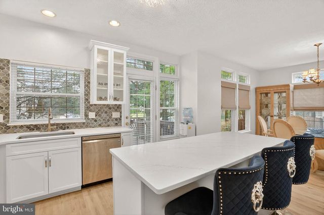 206 EISENHOWER CT, Odenton, MD 21113