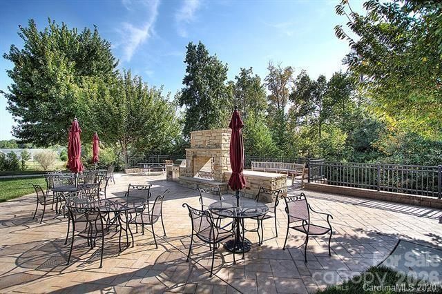 901 Platinum Drive, Fort Mill, SC 29708