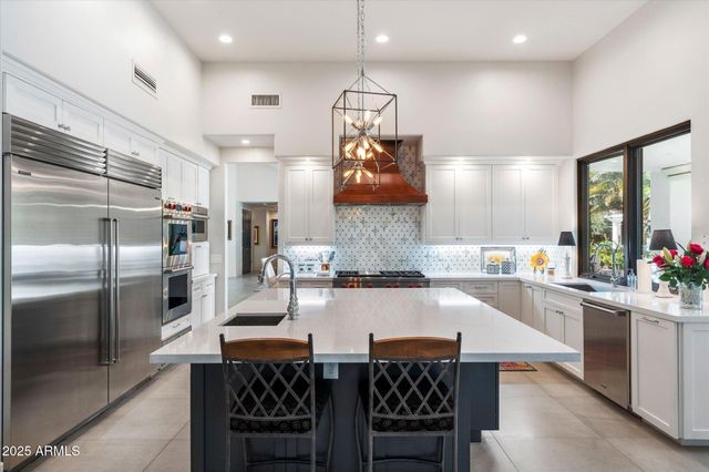 6600 N CARDINAL Drive, Paradise Valley, AZ 85253