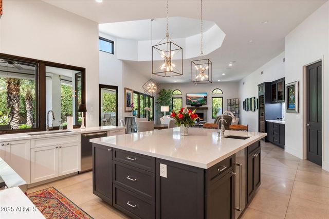 6600 N CARDINAL Drive, Paradise Valley, AZ 85253