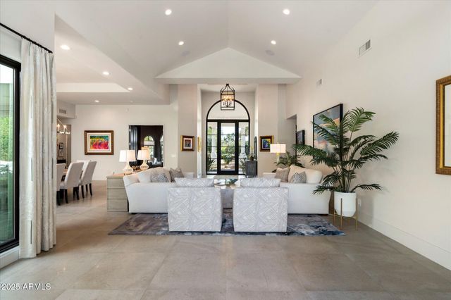 6600 N CARDINAL Drive, Paradise Valley, AZ 85253