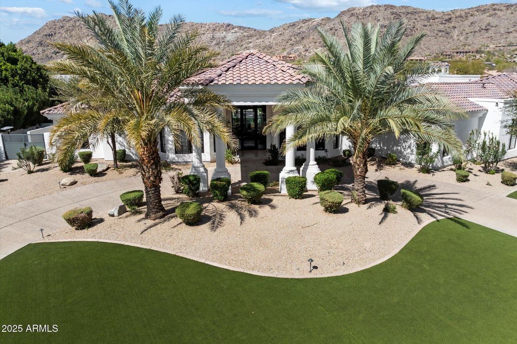 6600 N CARDINAL Drive, Paradise Valley, AZ 85253 — exterior