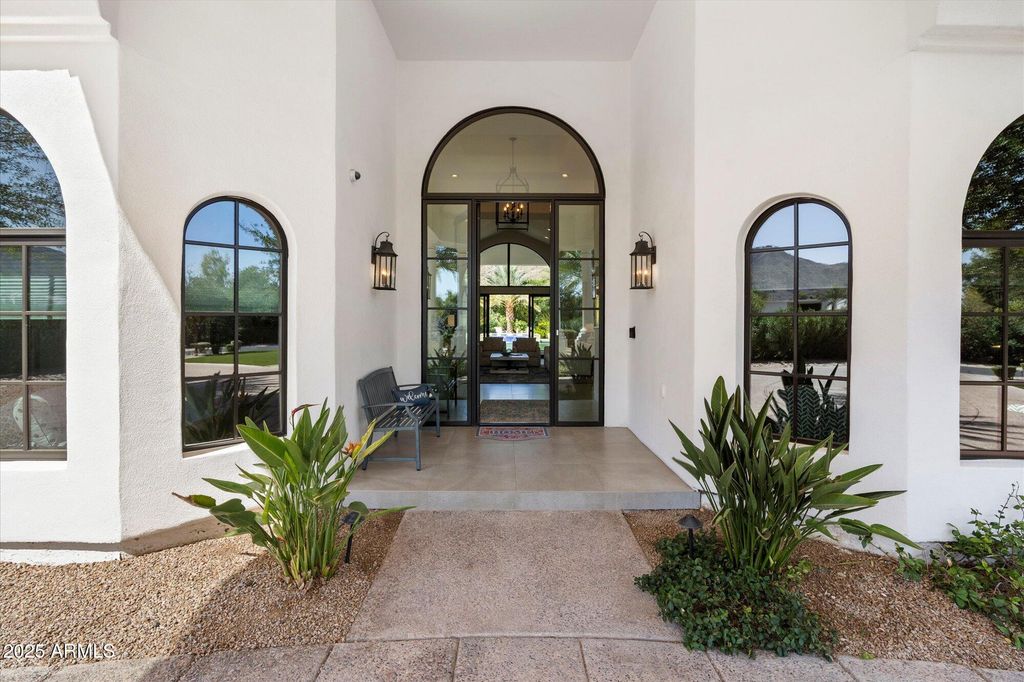 6600 N CARDINAL Drive, Paradise Valley, AZ 85253 — photo 4