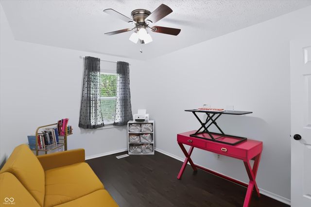 7533 Castleton Farms West Drive, Indianapolis, IN 46256