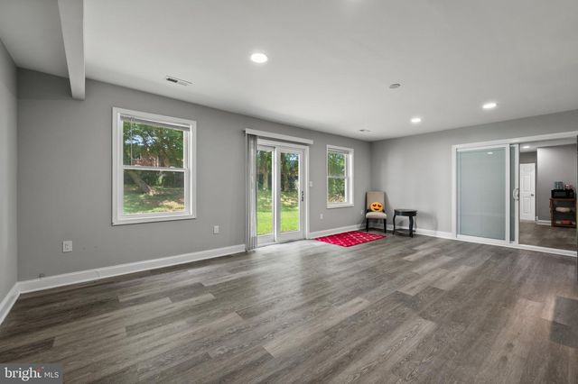 13416 CLIFTON RD, Silver Spring, MD 20904