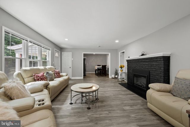13416 CLIFTON RD, Silver Spring, MD 20904