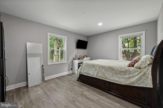 13416 CLIFTON RD, Silver Spring, MD 20904
