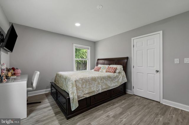 13416 CLIFTON RD, Silver Spring, MD 20904