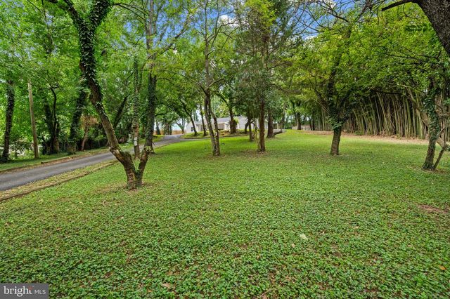 13416 CLIFTON RD, Silver Spring, MD 20904