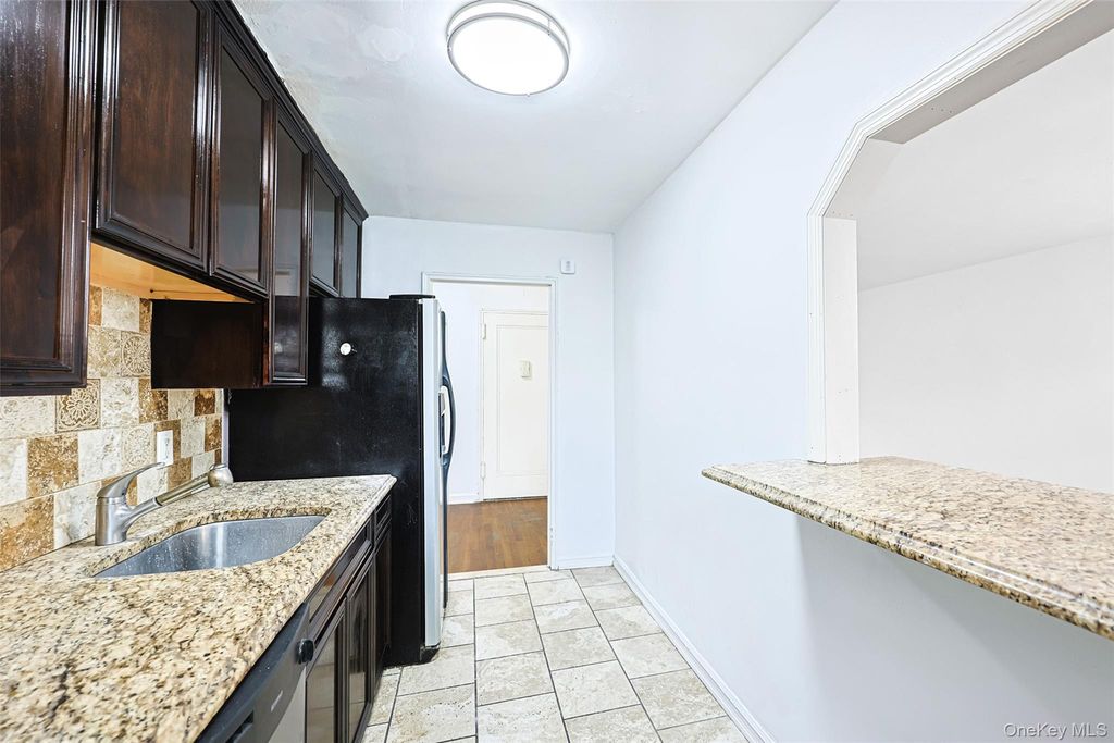 102-32 65th Avenue B13, Forest Hills, NY 11375 — photo 3