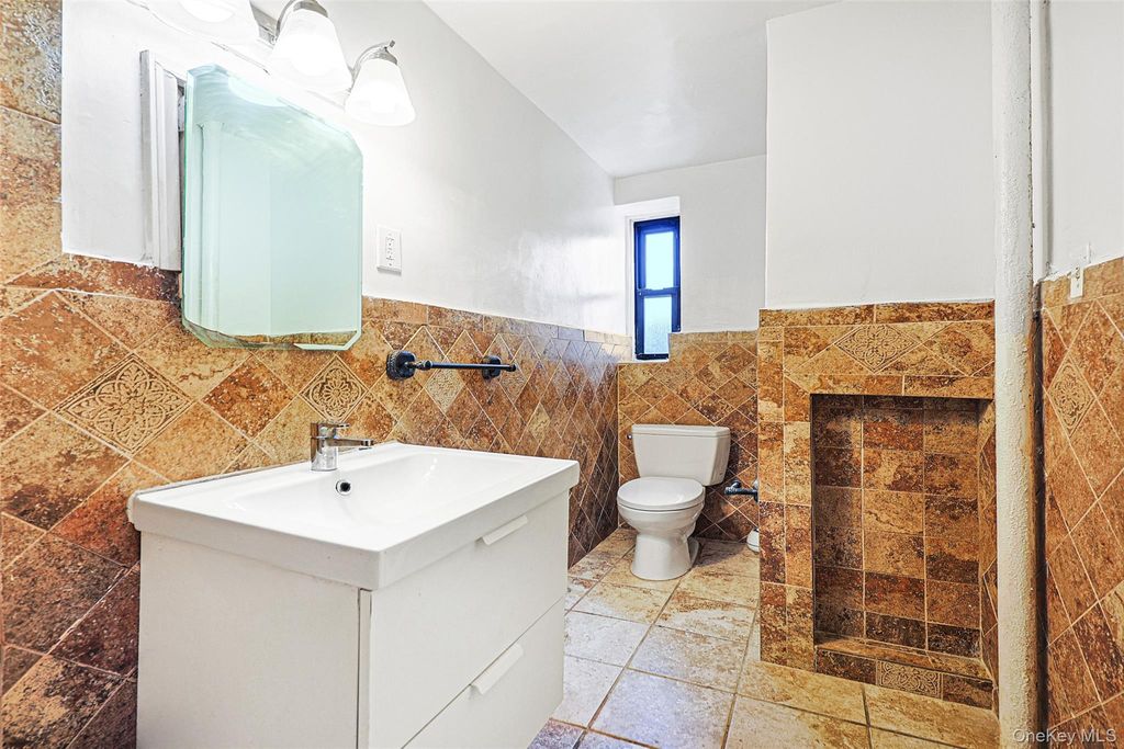 102-32 65th Avenue B13, Forest Hills, NY 11375 — photo 5