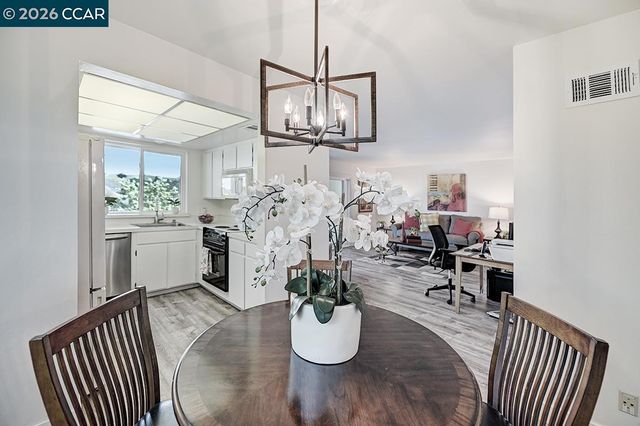 1501 Ptarmigan Dr 6B, Walnut Creek, CA 94595