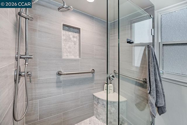 1501 Ptarmigan Dr 6B, Walnut Creek, CA 94595