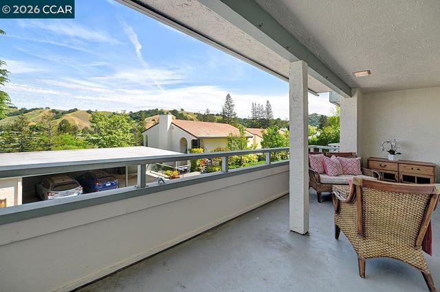 1501 Ptarmigan Dr 6B, Walnut Creek, CA 94595
