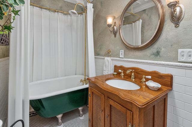 6700 Game Farm Road E, Minnetrista, MN 55364