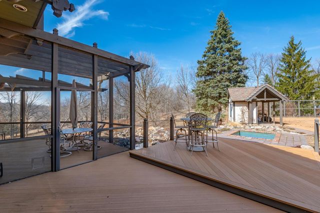 6700 Game Farm Road E, Minnetrista, MN 55364