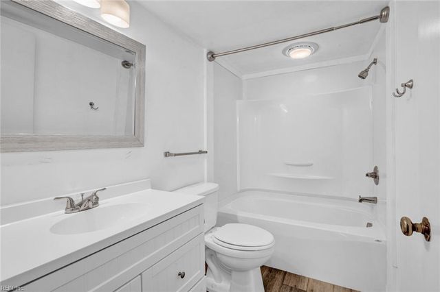 376 Merrimac Trl Unit 124, Williamsburg, VA 23185