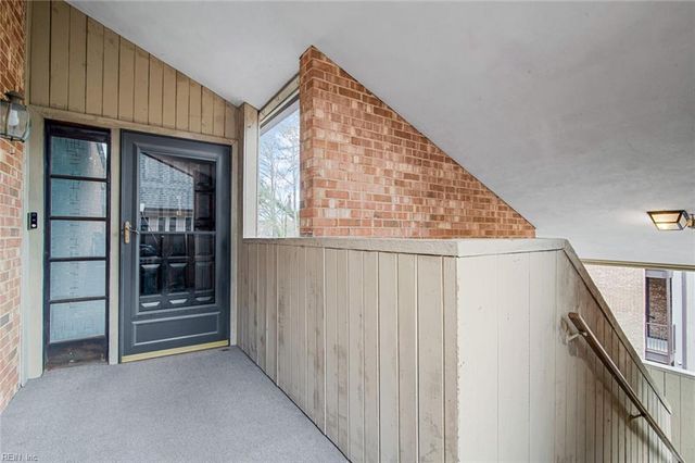 376 Merrimac Trl Unit 124, Williamsburg, VA 23185