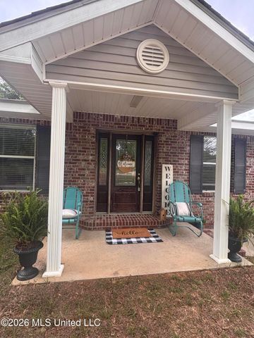 1352 Rock Ranch Road, Carriere, MS 39426