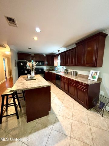 1352 Rock Ranch Road, Carriere, MS 39426