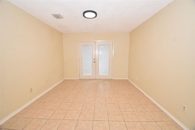 4023 Summit Valley Drive, Houston, TX 77082