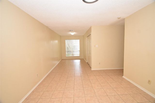 4023 Summit Valley Drive, Houston, TX 77082