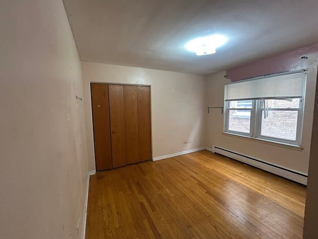 1724 N 19th Avenue, Melrose Park, IL 60160