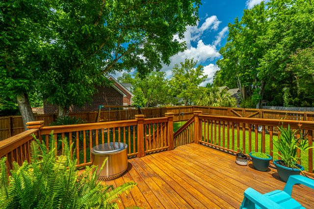 1000 Bakers Landing Drive, North Charleston, SC 29418