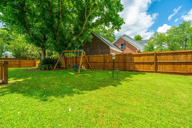 1000 Bakers Landing Drive, North Charleston, SC 29418