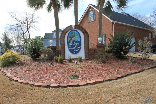 1000 Bakers Landing Drive, North Charleston, SC 29418