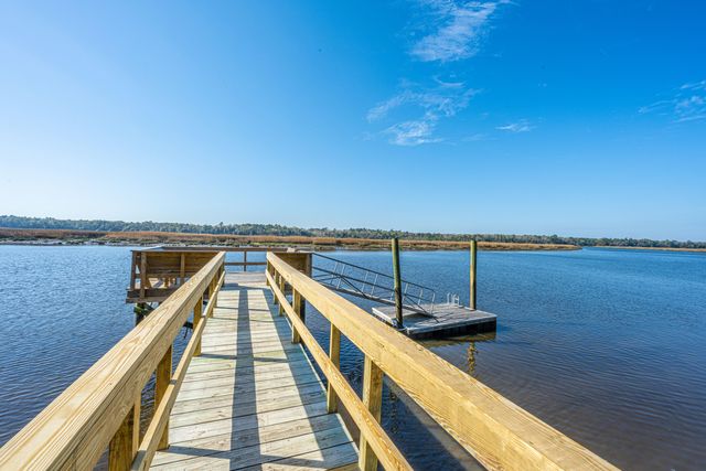 1000 Bakers Landing Drive, North Charleston, SC 29418