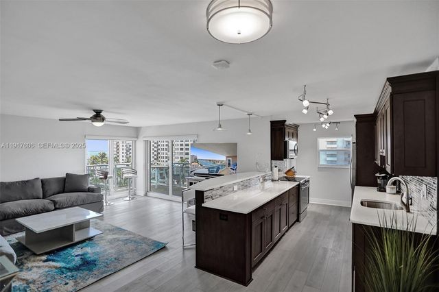 1160 Hillsboro Mile 701 701, Hillsboro Beach, FL 33062