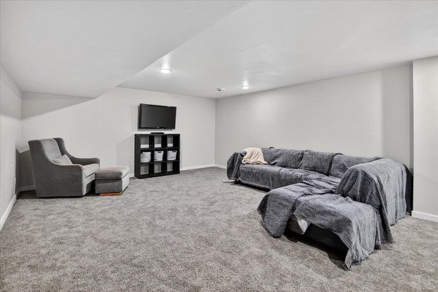 108 4th Street, Mazomanie, WI 53560